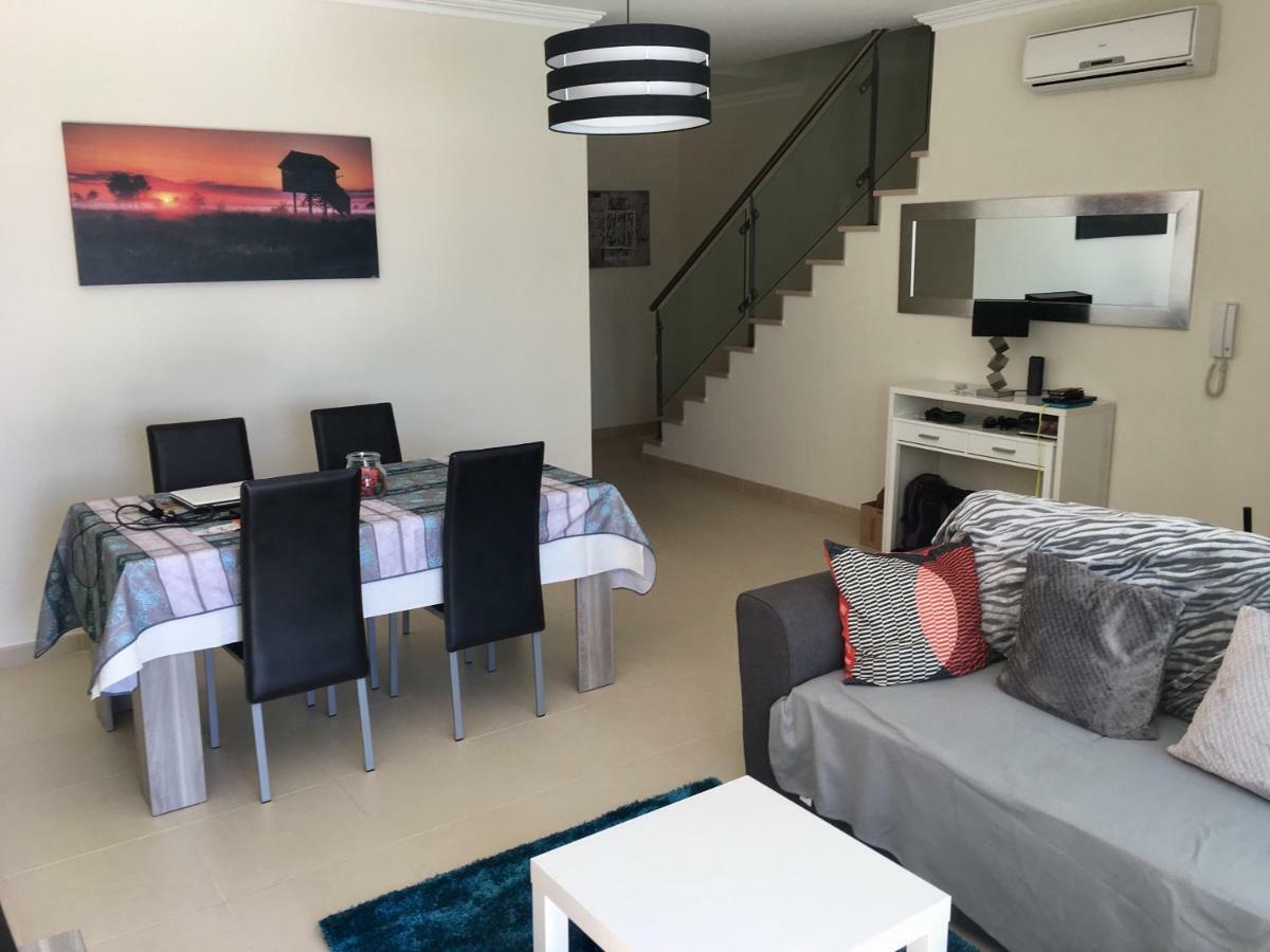 Apartamento Olhos De Agua Olhos de Agua  Exterior foto
