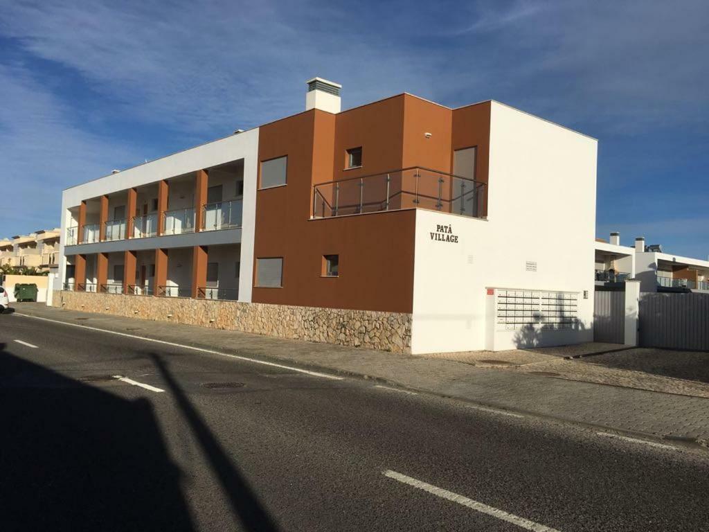 Apartamento Olhos De Agua Olhos de Agua  Exterior foto